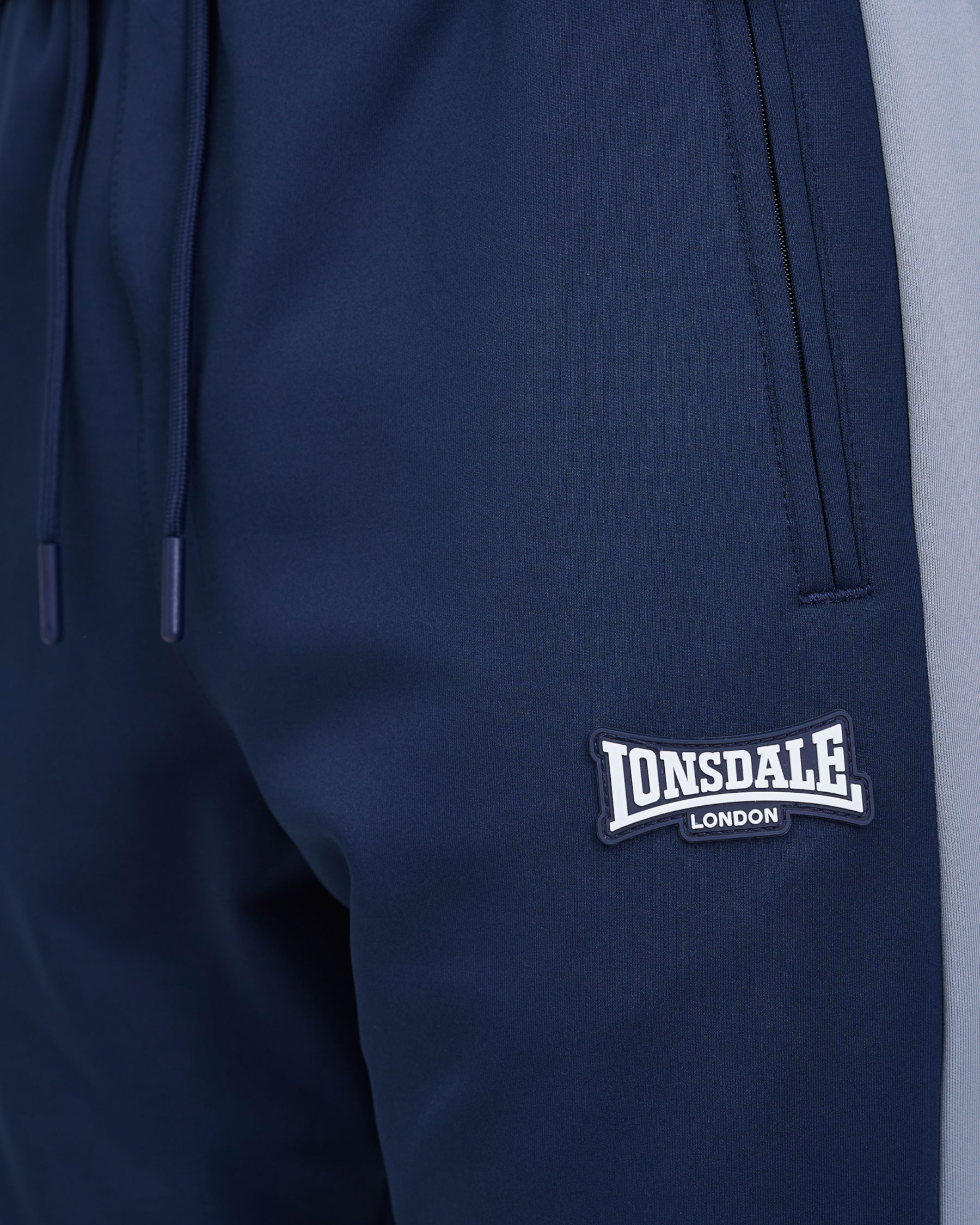 Lonsdale tracksuit Caunton