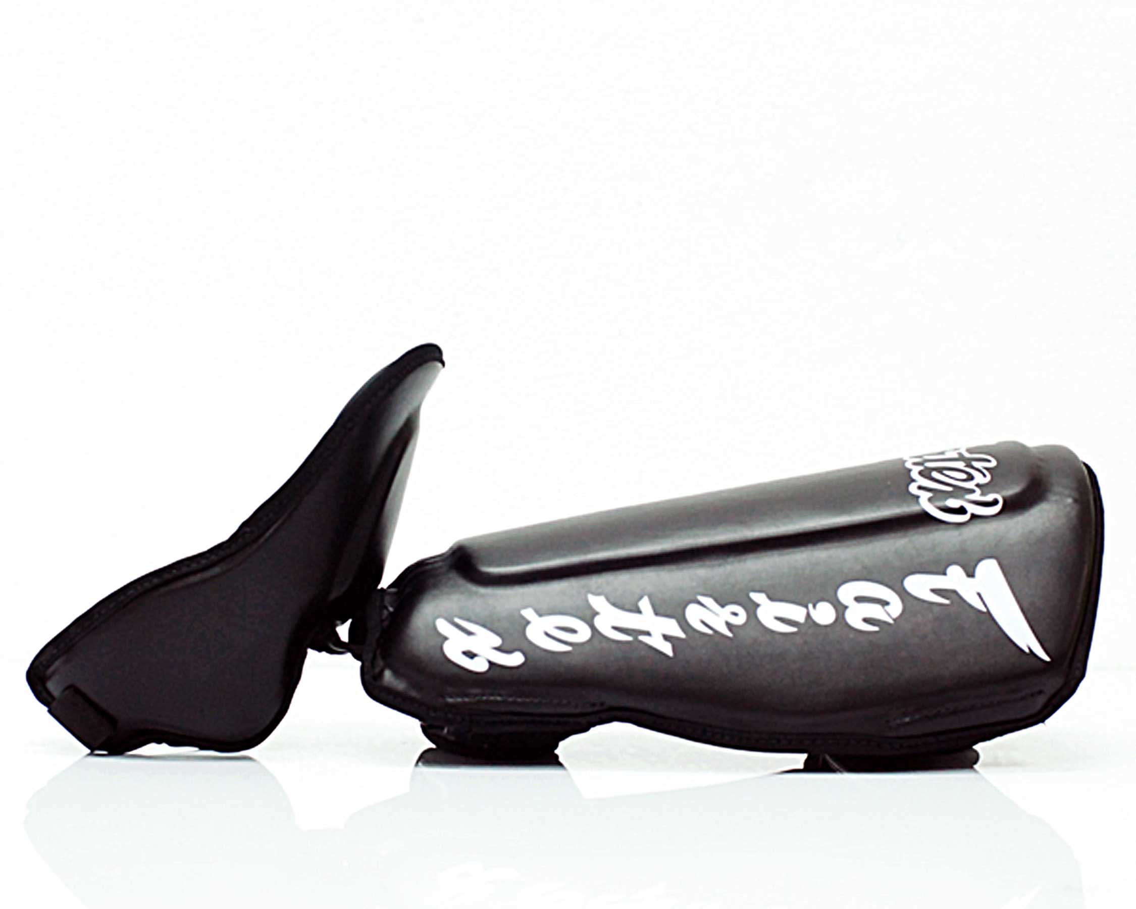 Fairtex SP7 Schienbein und Spannschoner Twist