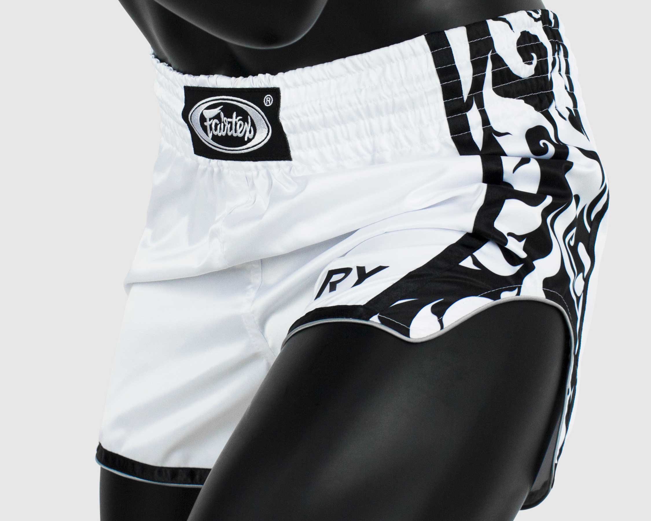 Fairtex BSG3 GLORY fightshorts white/black