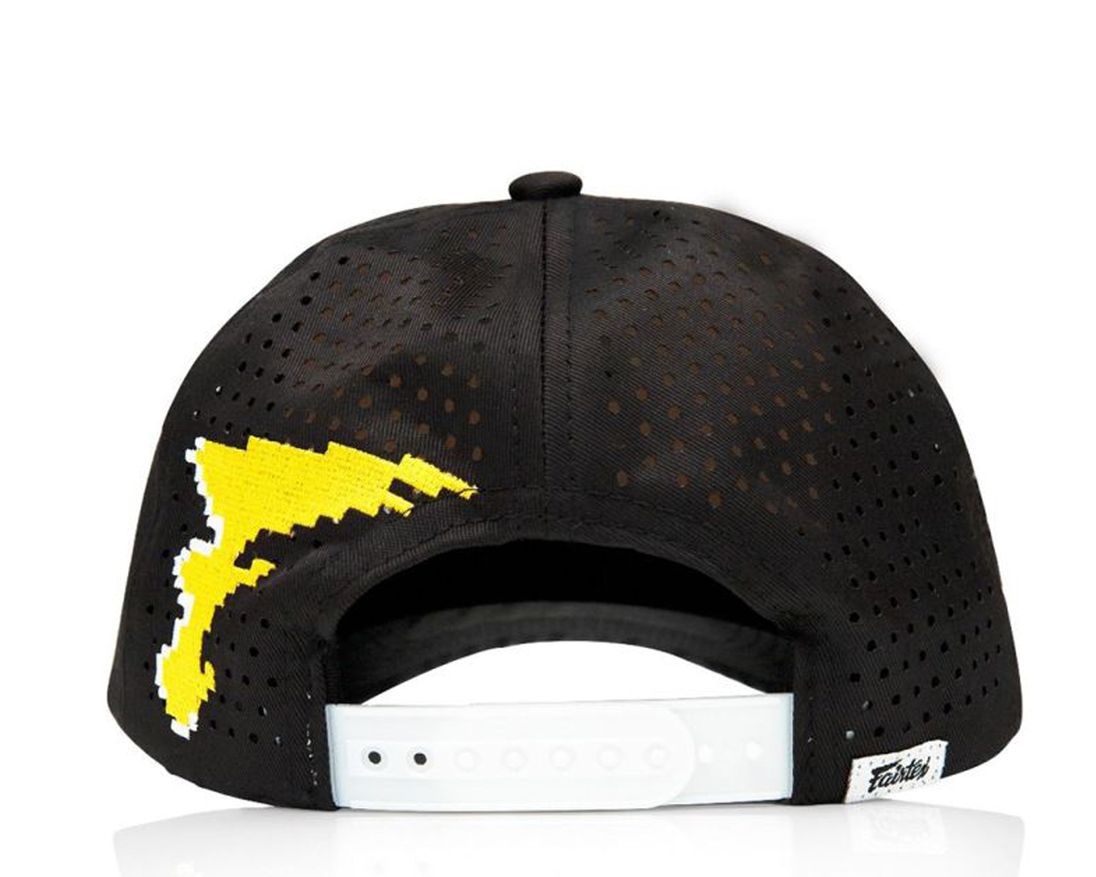 Fairtex CAP14 Truckercap 8-Bit